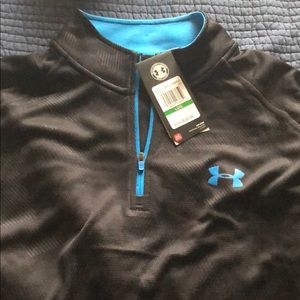 Under Armour 1/4 ZIP. Black with blue trim.